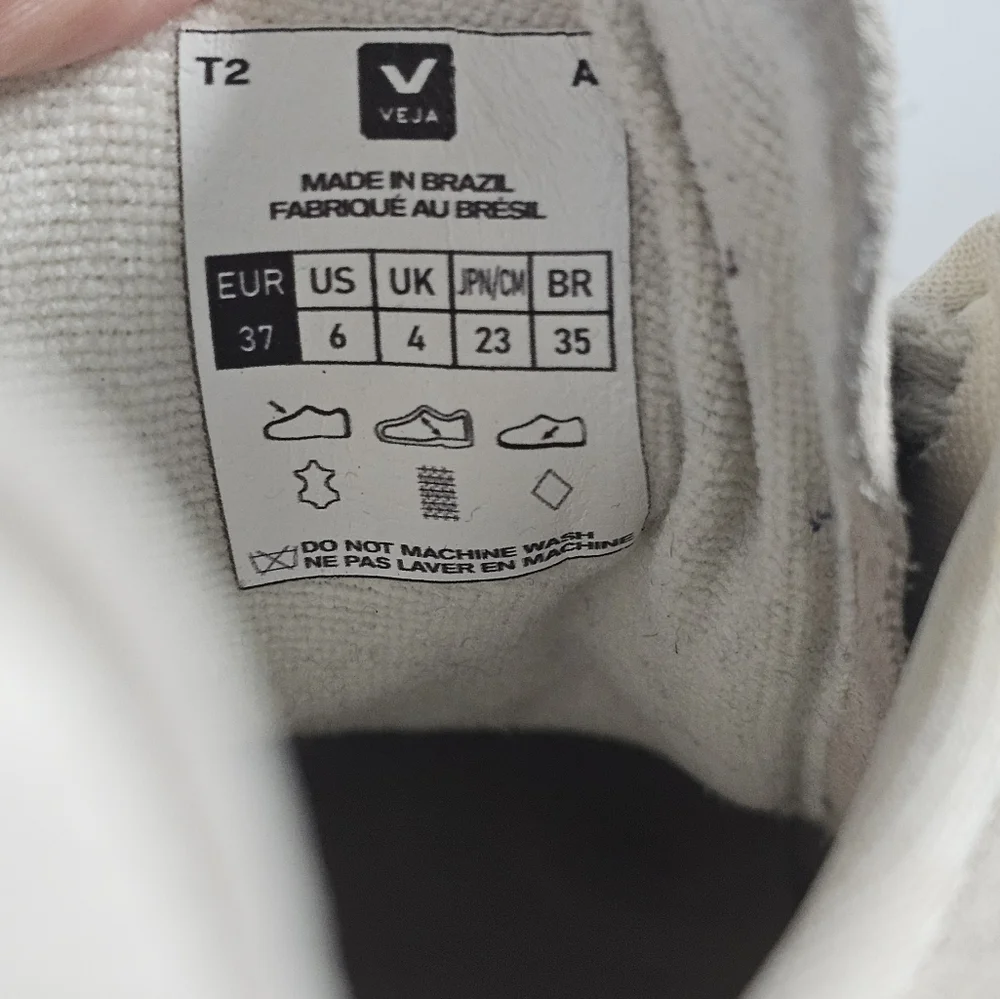 Veja Campo Suede Sneaker - "Natural White" - Picture 10 of 11